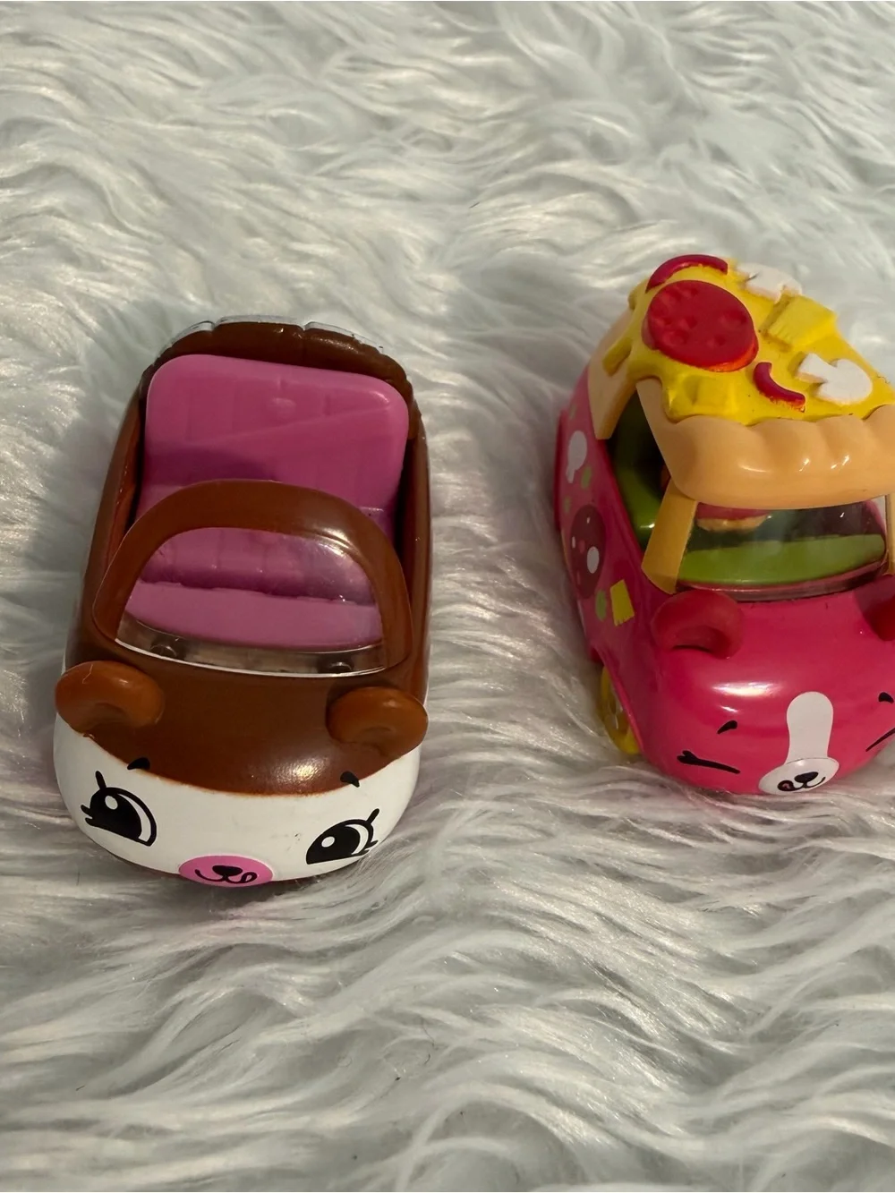 SHOPKINS CUTIE CARS DIE CAST CAR  LOT OF 4.  Different Color